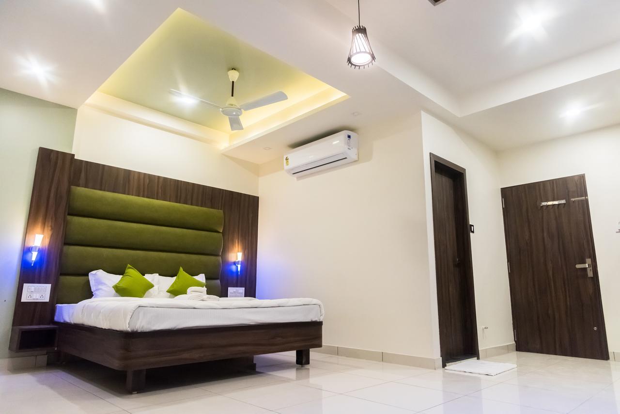 Hotel Shyam Palace Bhuj Buitenkant foto